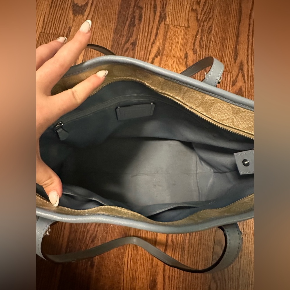 Coach Purse - Picture 2 of 3